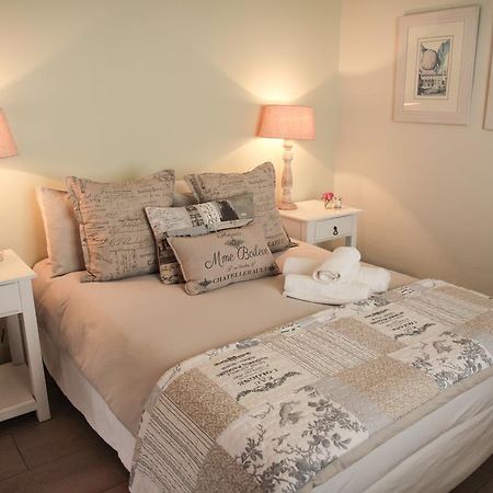 Olive Manor Guest House Newcastle Bagian luar foto